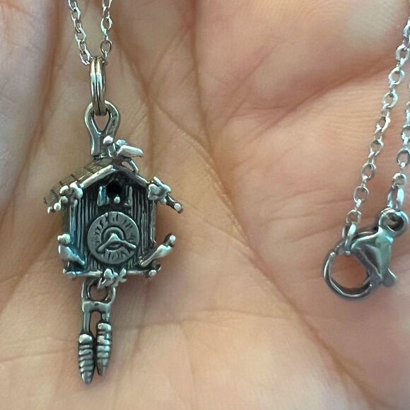 ⚜️ New Silver chain necklace w cuckoo clock, dangle pendant S17 - Picture 2 of 3